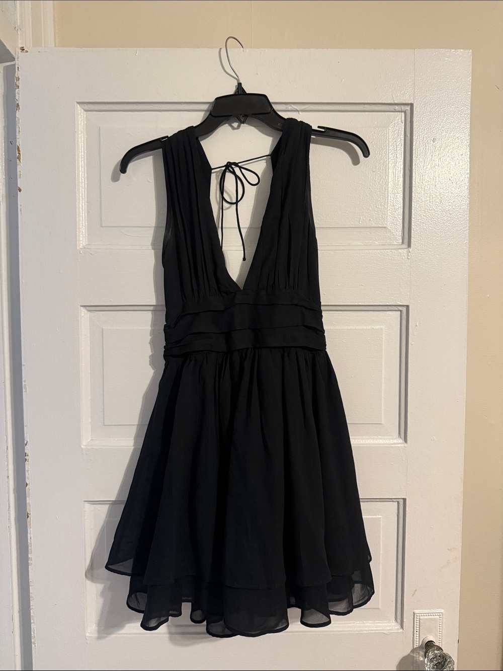 Abercrombie & Fitch Black Sleeveless V-Neck Mini Dress